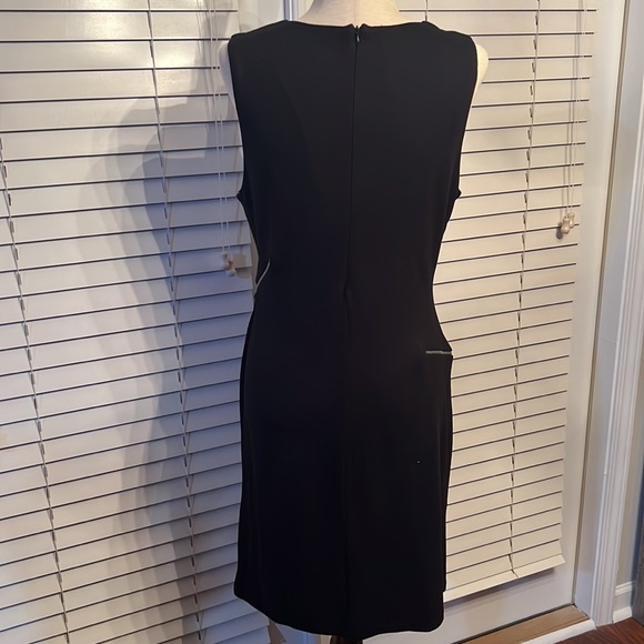 Desigual Cutouts with Zippers Dress - Picture 6 of 13